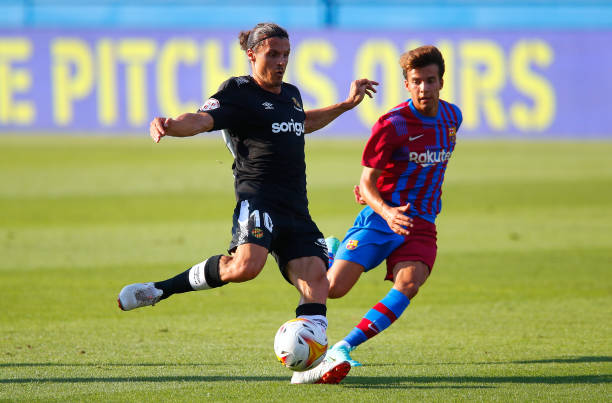 的中场吊射 的中场吊射