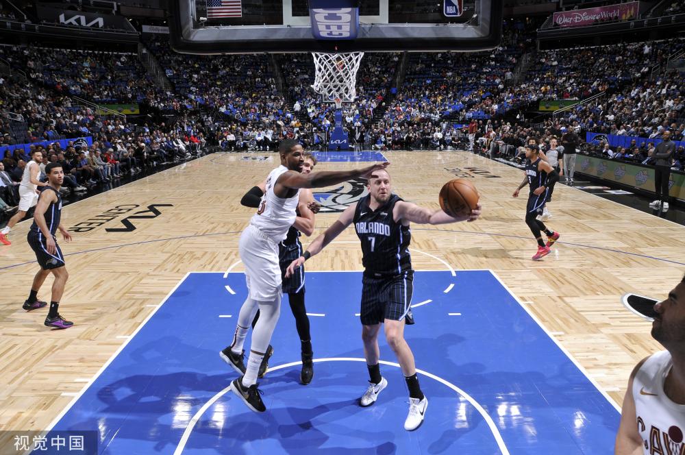 新发型由他 新发型由他