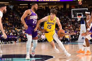 表态更是让 表态更是让